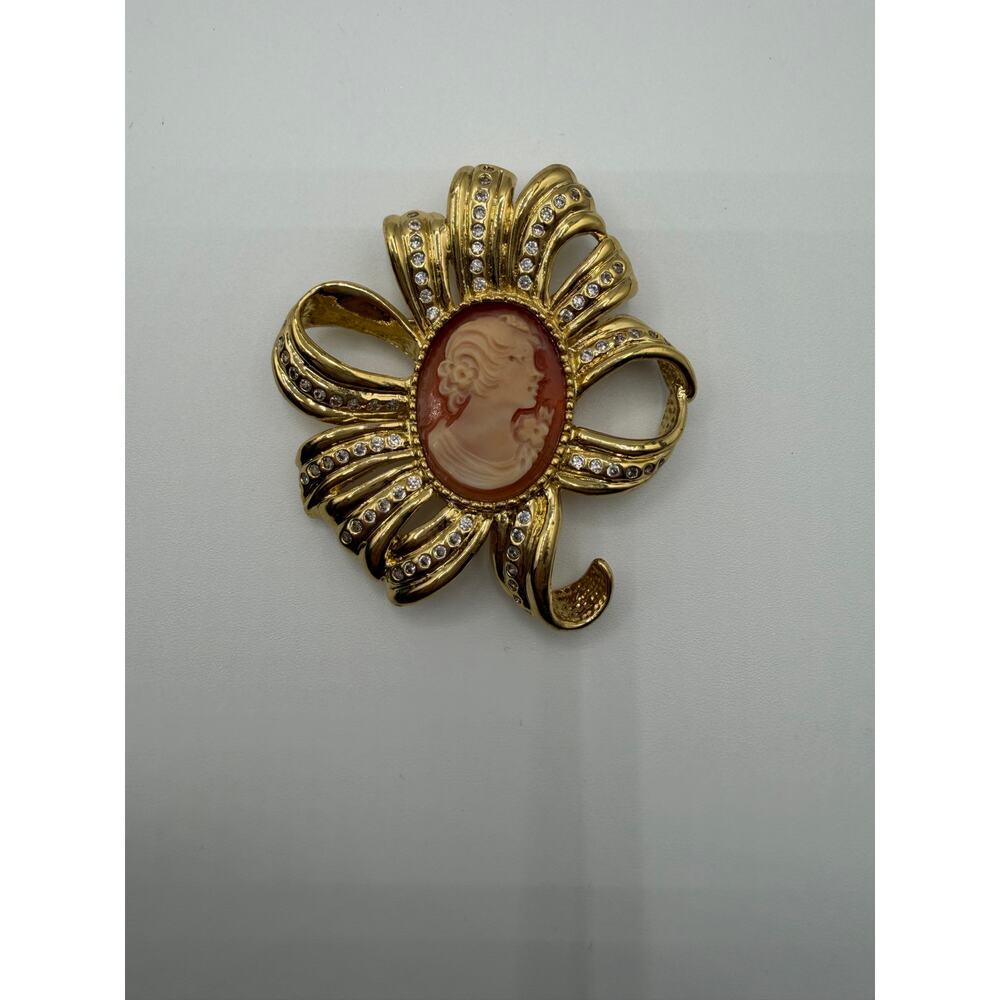 Amedeo Cameo Rhinestone Ribbon Brooch Gold Tone Large Statement Pin Lady Profile